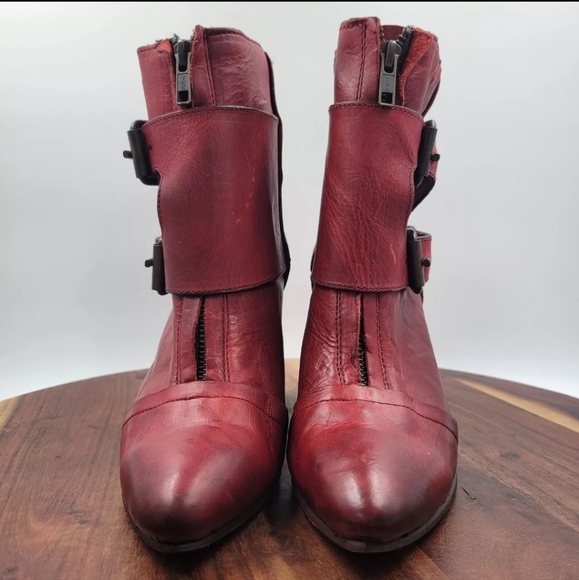 Freebird Joey Boots Women's 8 Red Leather Distressed Buckle Western Heel Pointed - Picture 2 of 13